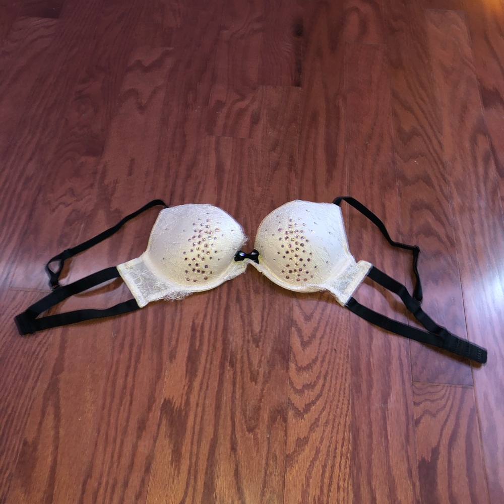 Victoria’s Secret bedazzled push up bra